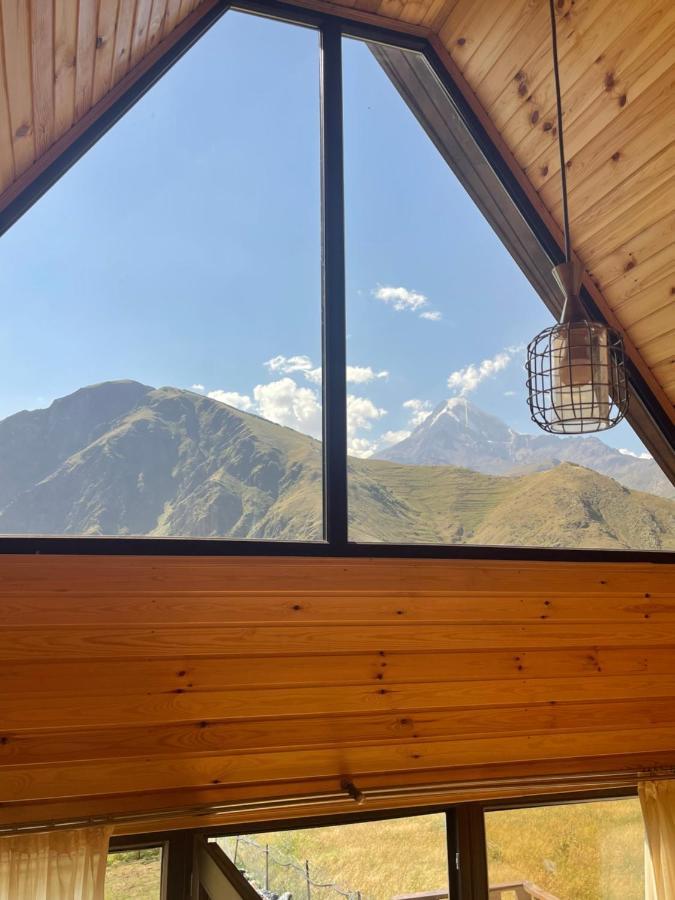 Kazbegi 4 Side Cottages エクステリア 写真